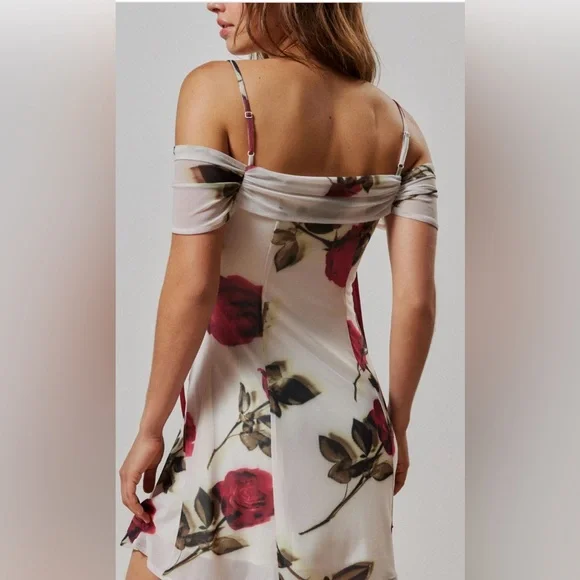 Kimchi Blue Allison Mesh Cold Shoulder Mini Dress - Picture 6 of 7